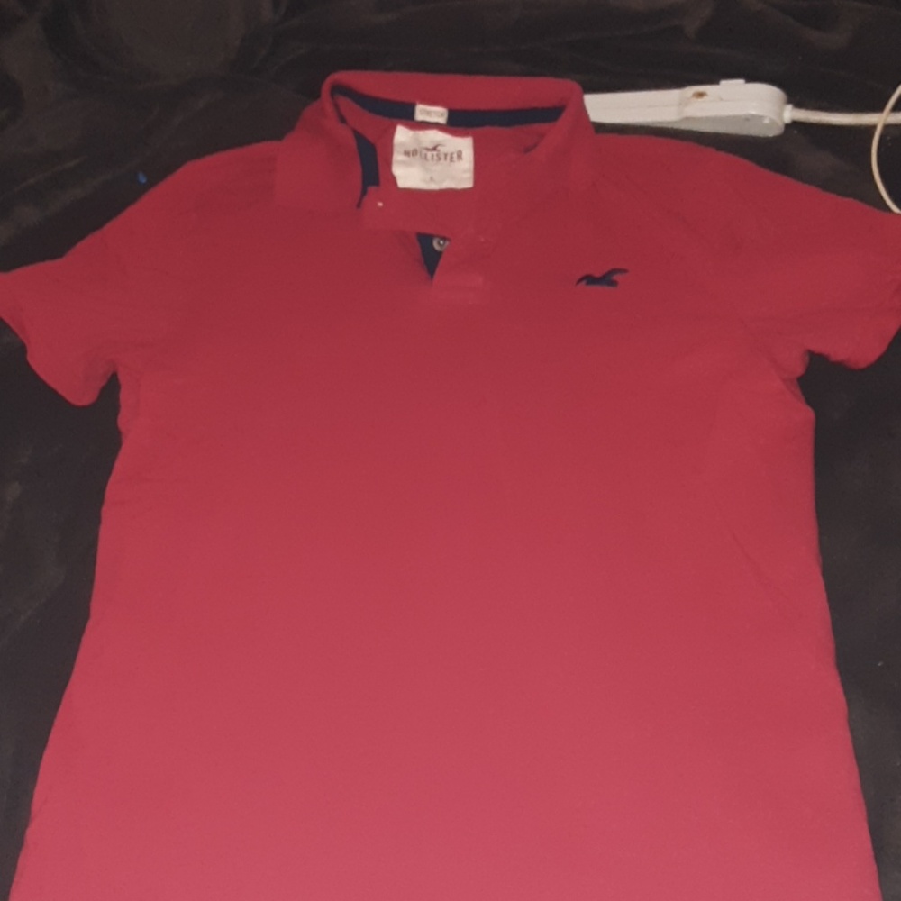 Hollister shirt